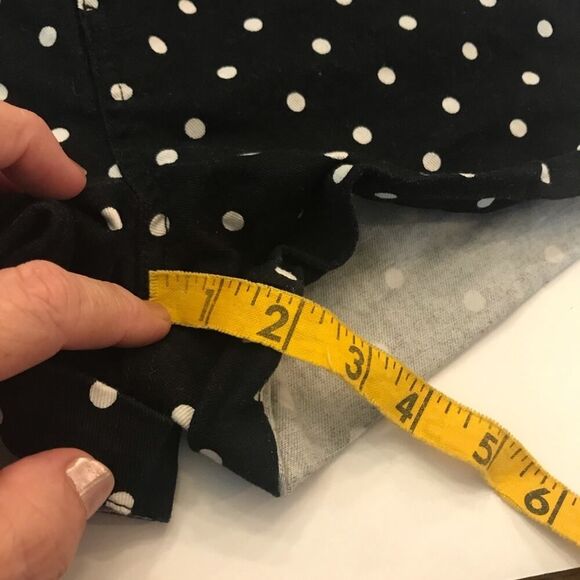H&M Black and White Polka Dot Shorts Size 6 - Picture 6 of 6